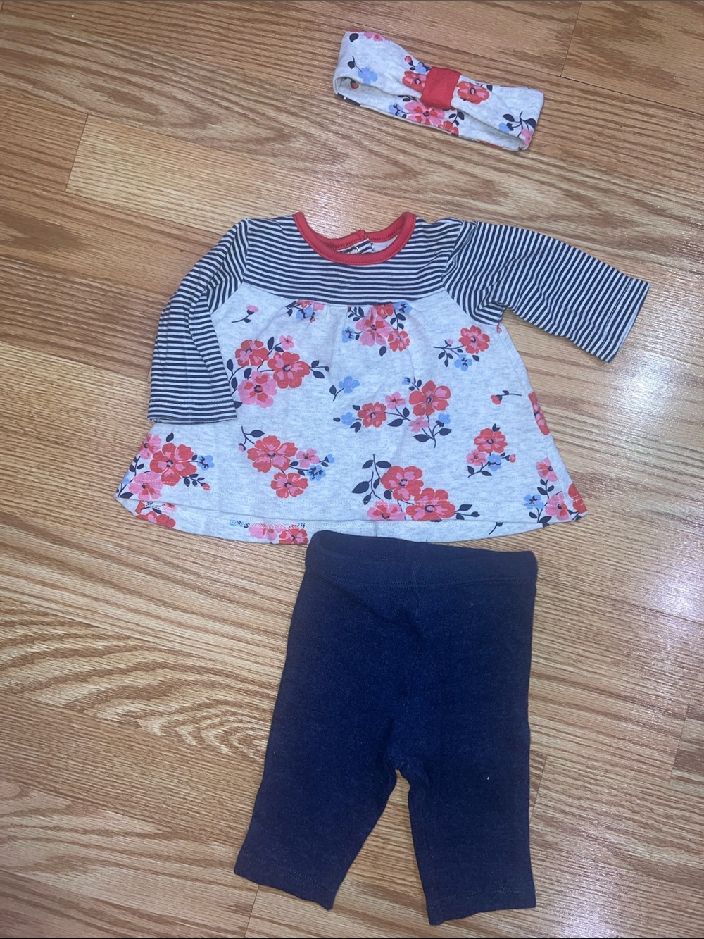 Baby Girls 3 month Outfit Bundle - Picture 9 of 10